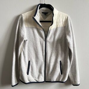 Tommy Hilfiger Polar Fleece Zip Up Sweater with Quilted Design - Medium in Grey